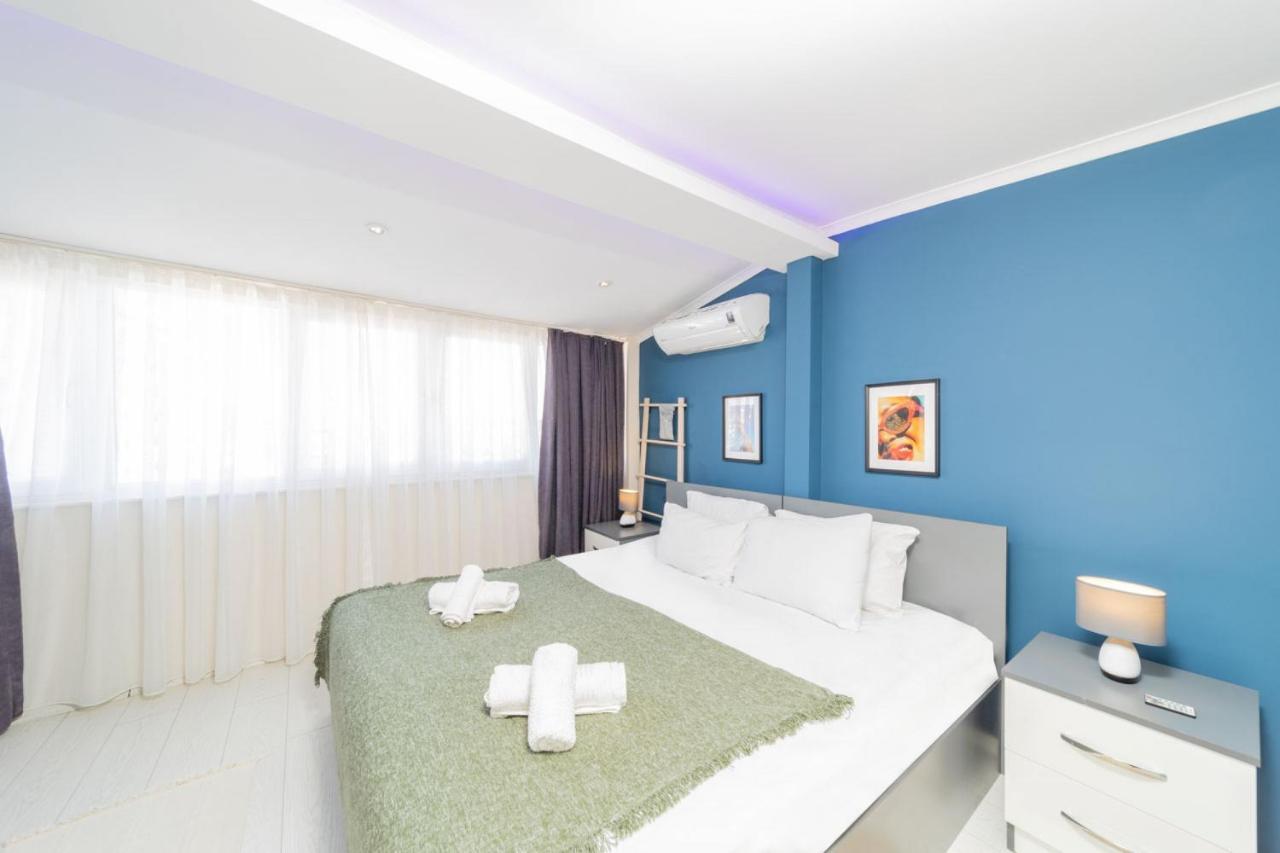 Superb Flat Near Hadrian's Gate Appartement Antalya
